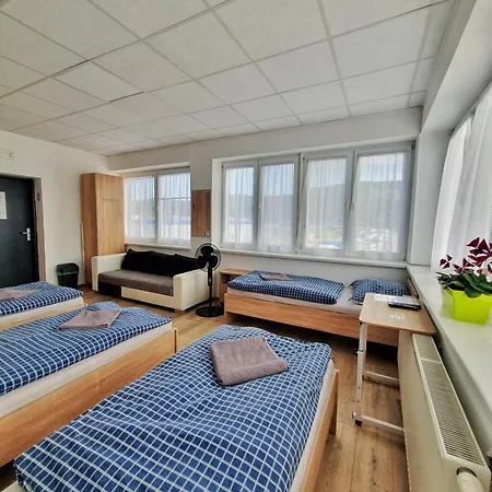 Auberge de jeunesse Ubytovna Bytca